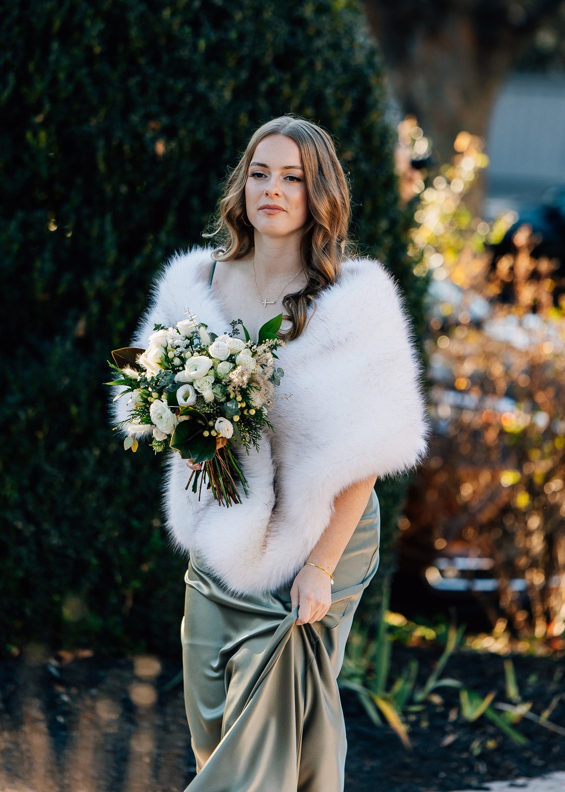 Châle en Fausse Fourrure Ivoir - Stole Wedding Shawl avis et prix